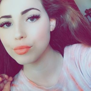 Meet your Posher, Rheagan